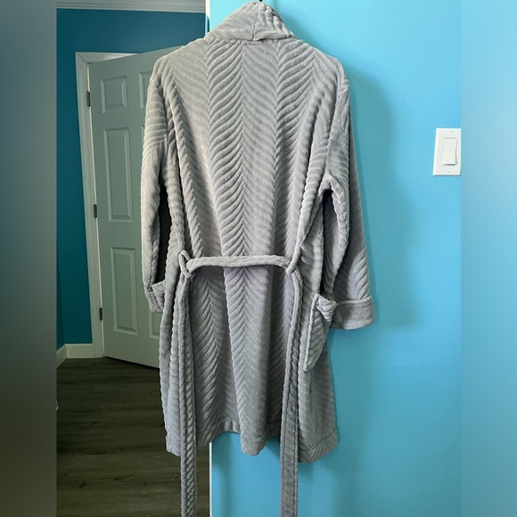 Charter Club Robe - Picture 6 of 8